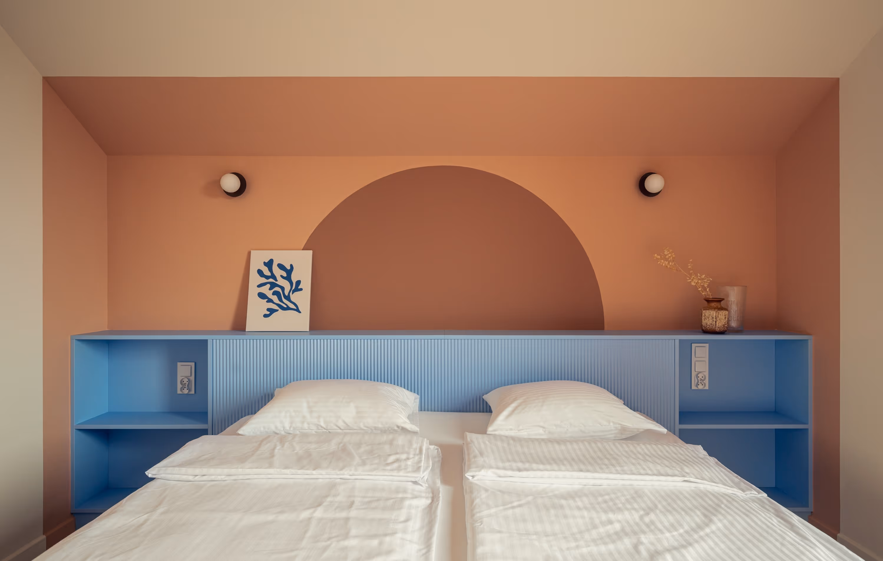 Sauna, hot tub and great price – 10 atmospheric group cabins