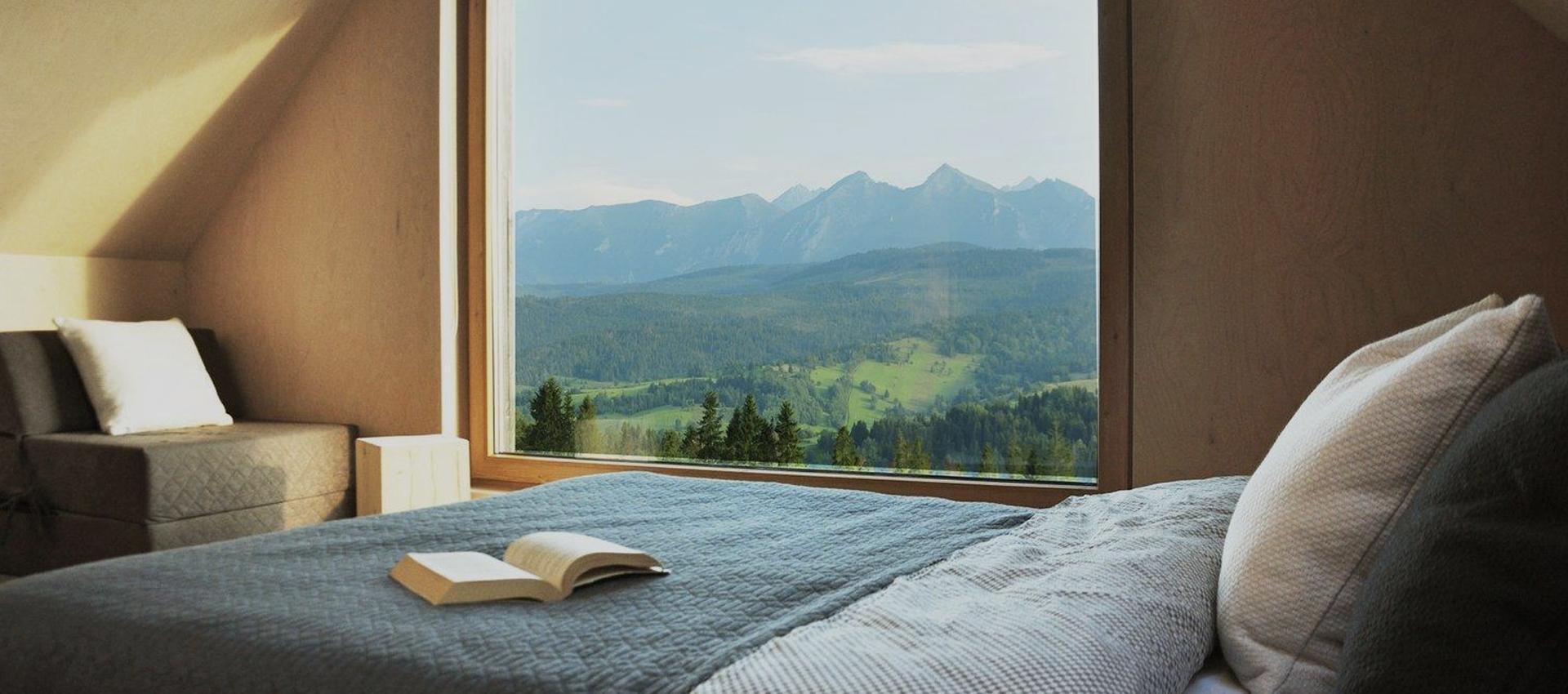 10 Slowhop spots with big windows and stunning views